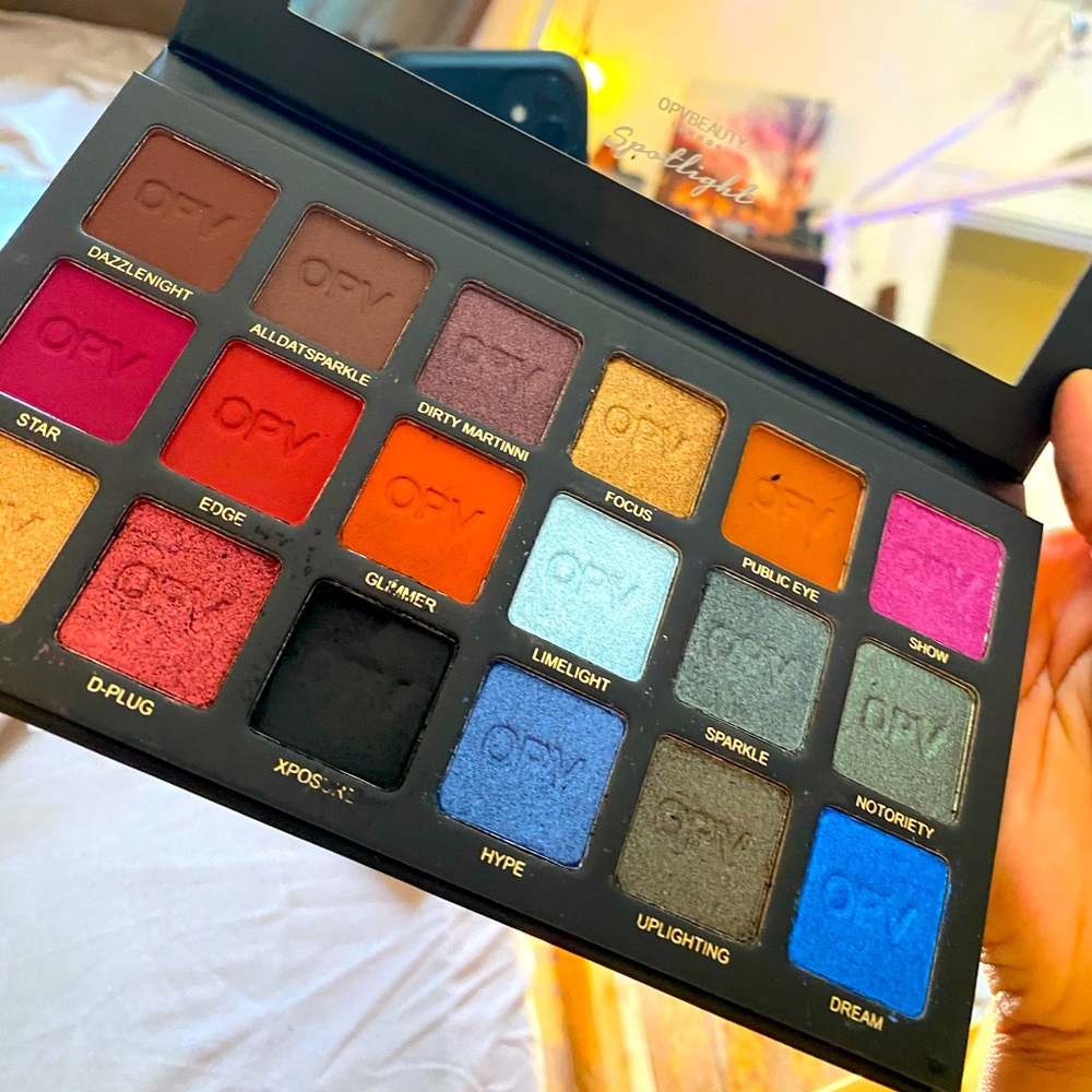 OPVBEAUTY Eyeshadow Pallette